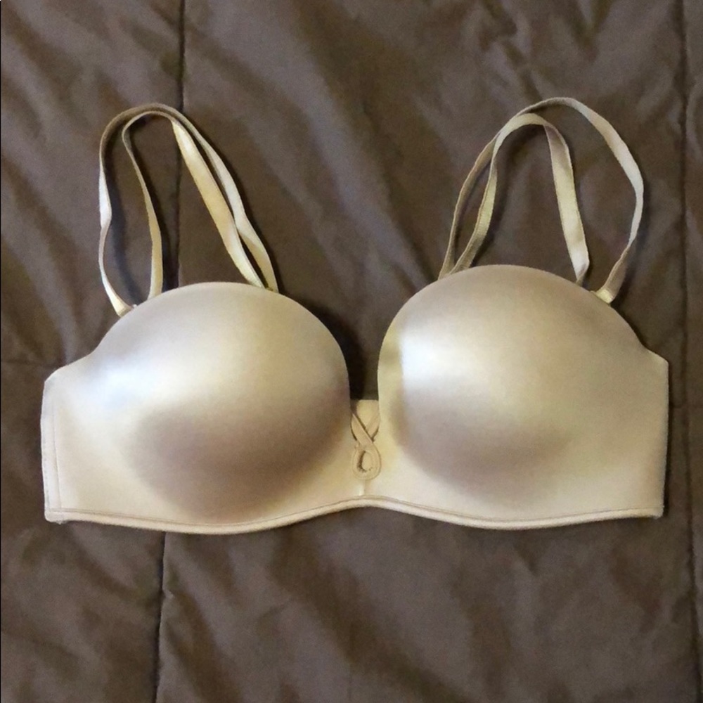 Nude Removable Strap VS Push Up Bra